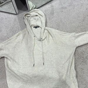American Eagle cropped light weight sweater/hoodie
